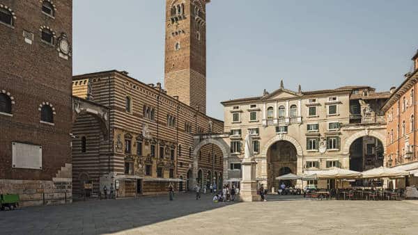 Piazze e porte Verona - Piazza dei Signori
