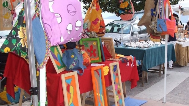 Mercato Serale dell artigianato a Bardolino - Feste a Verona