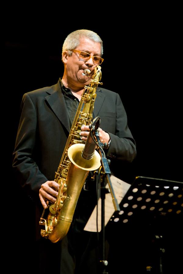 Marcello Tonolo TRIO feat. ANDY Sheppard (Jazz) alle Cantine de l’Arena