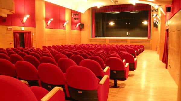 Teatro cinema Capitan Bovo