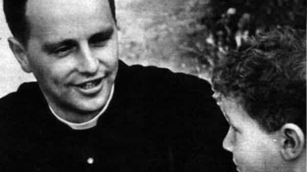 “Un bene da morire. Raccontare don Milani ascoltando il battito del suo cuore”