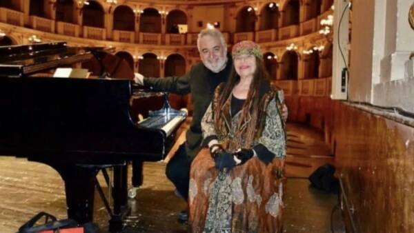 Iskra Menarini omaggia Lucio Dalla a “La Littorina del Mincio”