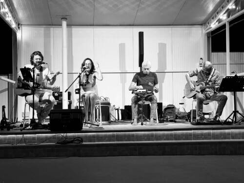 sold out live & food