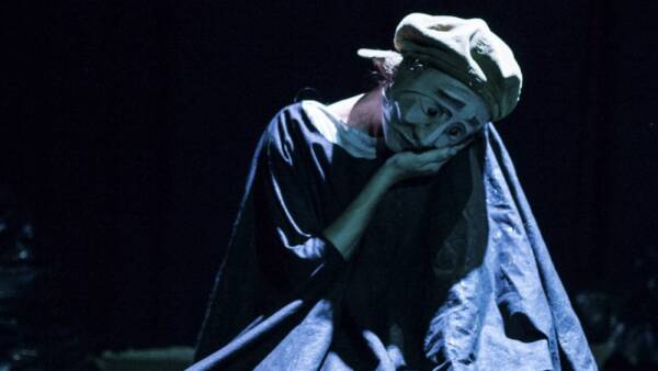Il capolavoro di Teatro Strappato “Betùn” in Fucina Machiavelli
