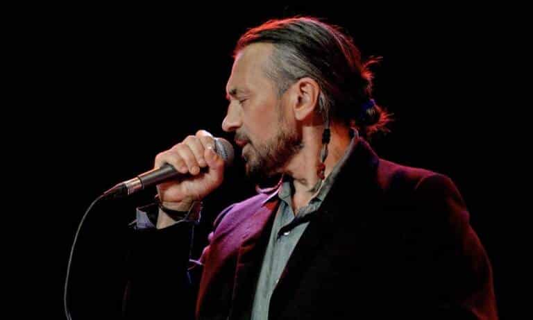 Il cantante e compositore John de Leo ospite al Mura Festival