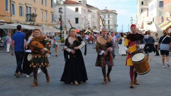 “Città Murate Aperte” a Lazise