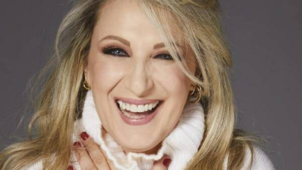 Katia Follesa al teatro Filarmonico di Verona