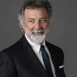 "November" con Luca Barbareschi