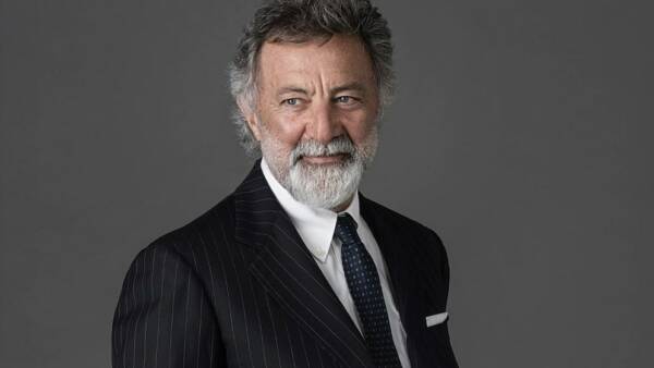 Al Teatro Nuovo arriva “November” di David Mamet con Luca Barbareschi