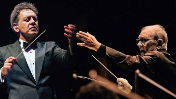 L’omaggio sinfonico “È mio padre” con Andrea Morricone a Villafranca