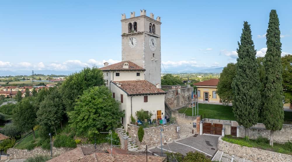 torre viscontea castelnuovo del garda